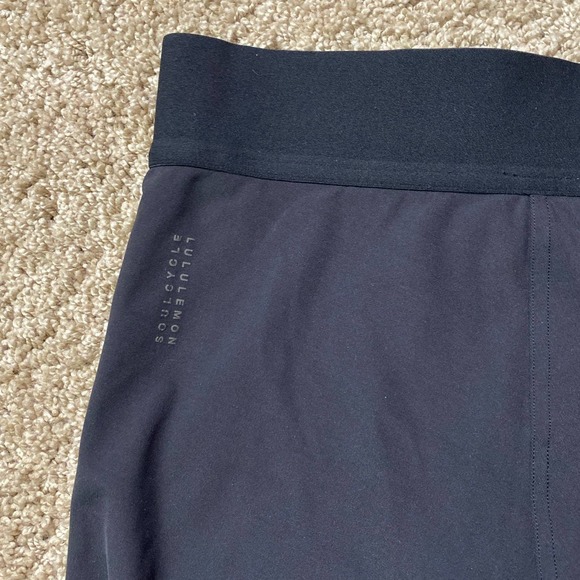 Lululemon Soulcycle To The Beat 21" Crop 6 - Picture 10 of 11